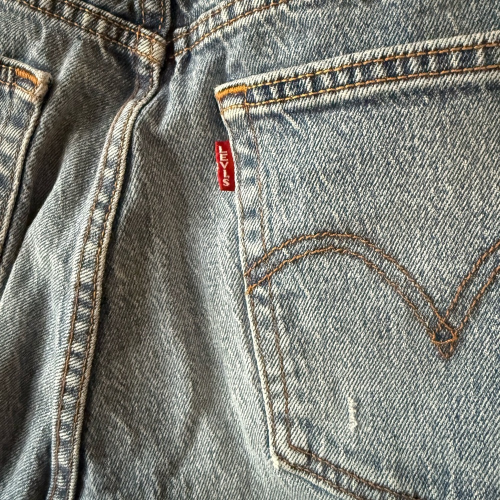 Levi's Women's 28 Wedgie Skinny Denim Jeans Medium‎ Wash - Picture 6 of 8